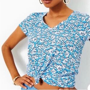 Lilly Pulitzer Etta V-Neck Tee Top in Lunar Blue Palm Beach Petals Size XL